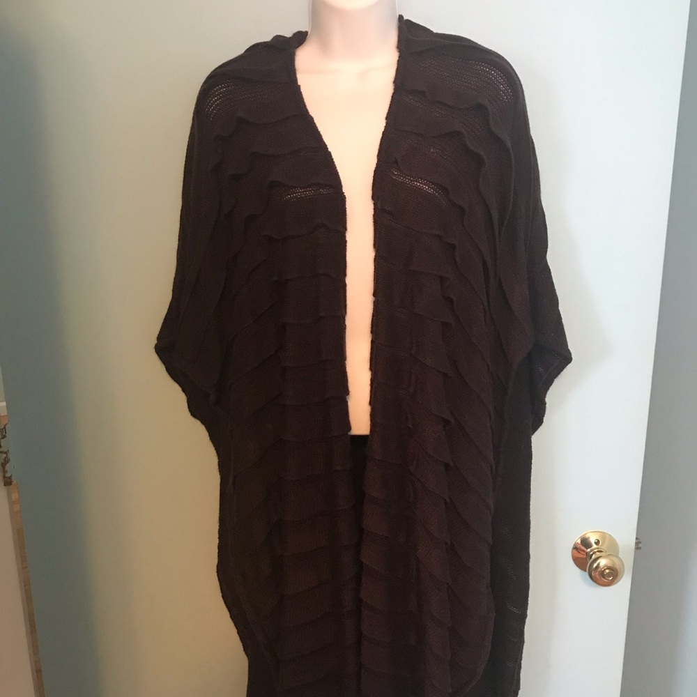 Chico’s Ruffled Sweater Ruana, OS, Dark Burgundy/Brown